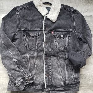 Men's Levi's black denim sherpa jacket